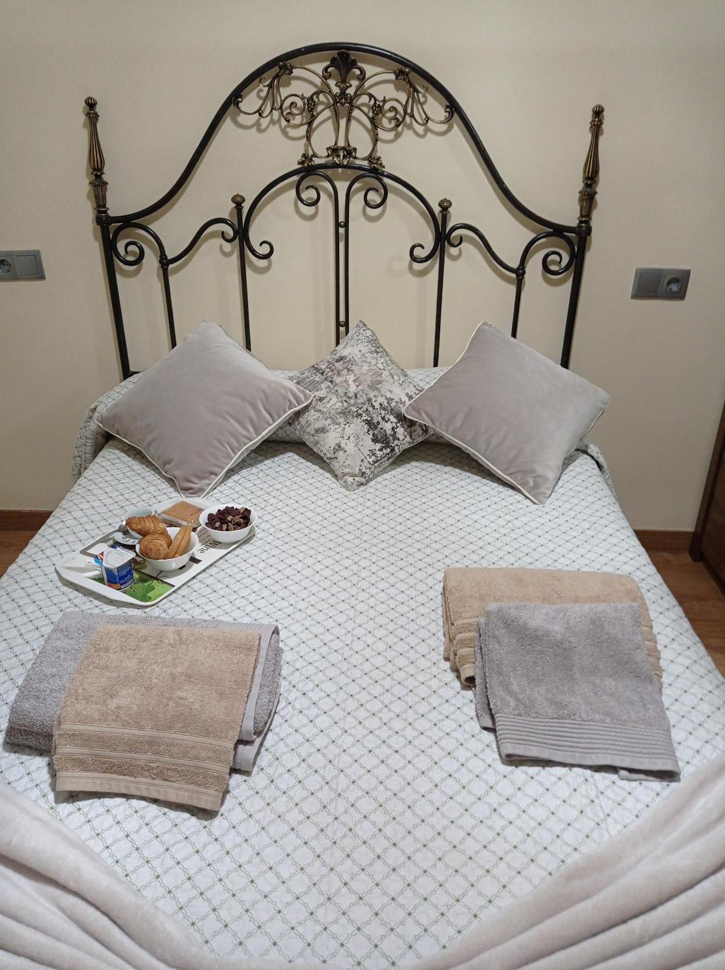 Gonzalo De Berceo 15 Appartement Logroño Kamer foto